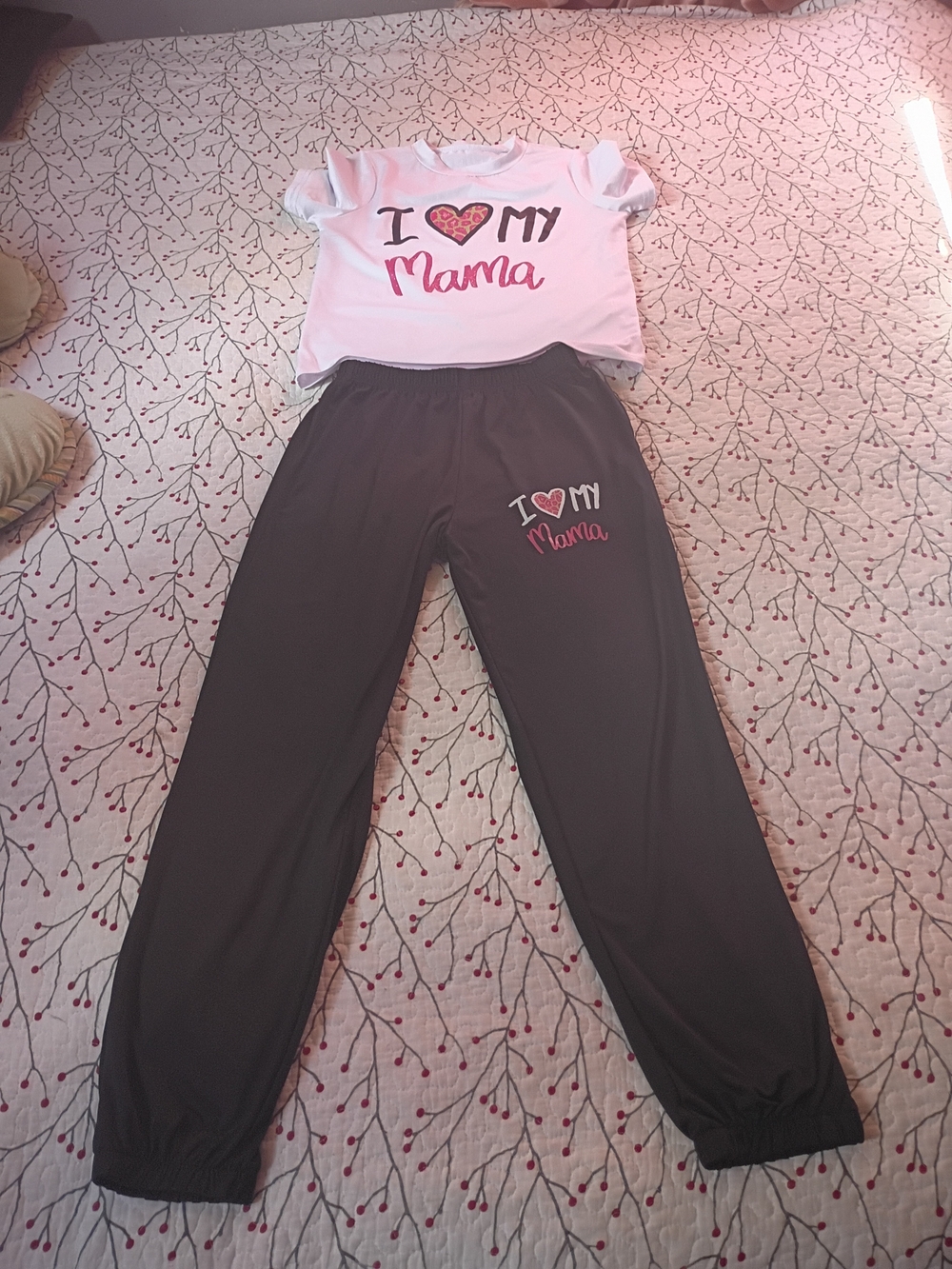 Cute Pink "I Love My Mama" Kids Pajama Set with Black Pants